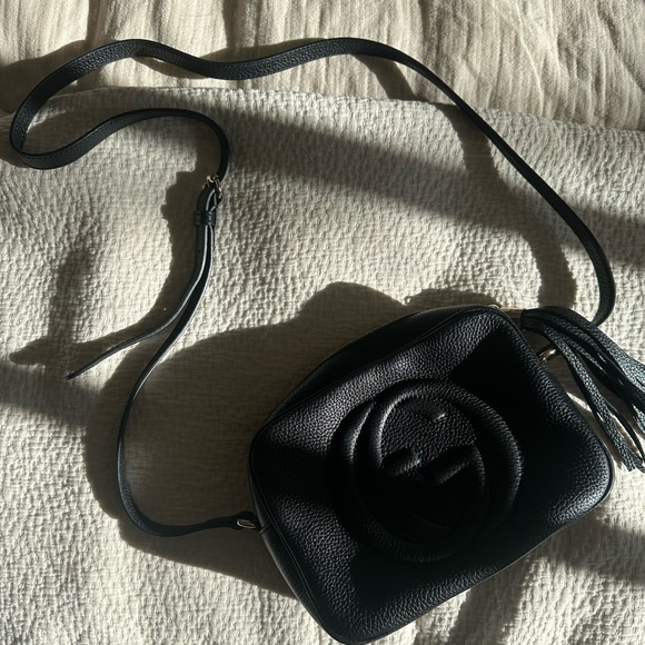 Gucci Handbags - Gucci Small Soho Leather Disco Bag